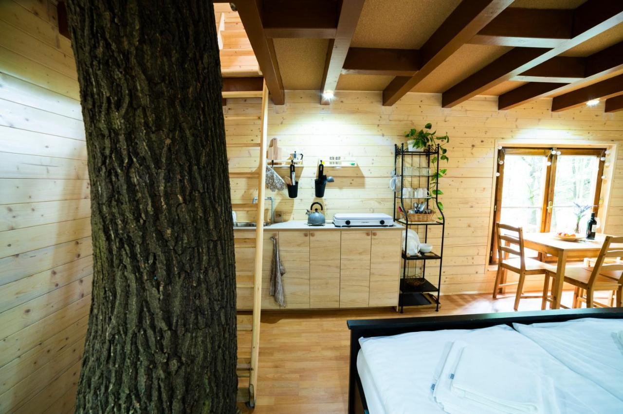 Treehouse Zlatá Koruna Exterior foto